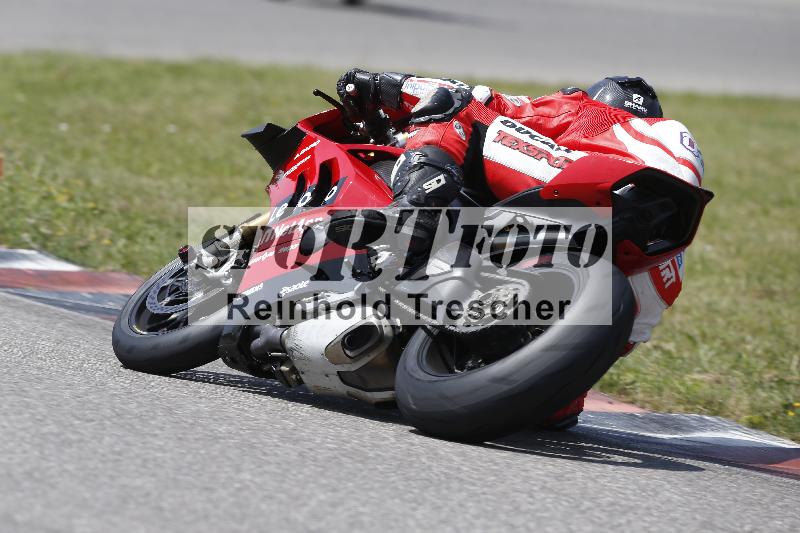 /27 12.06.2025 Ducati Schweiz Trackday Warmup  ADR/gelb-jeaune/10